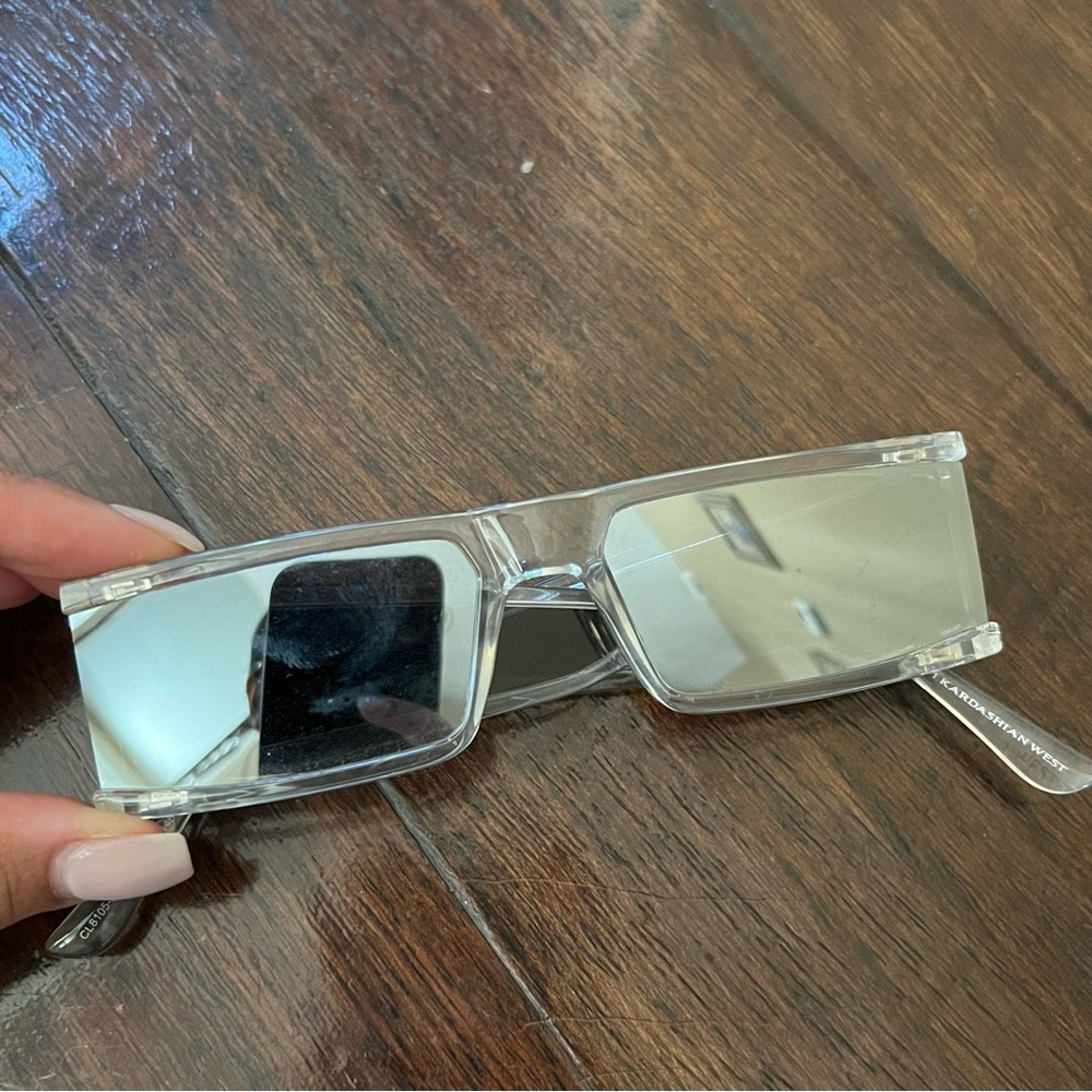 Carolina lemke Kim k sunnies collab